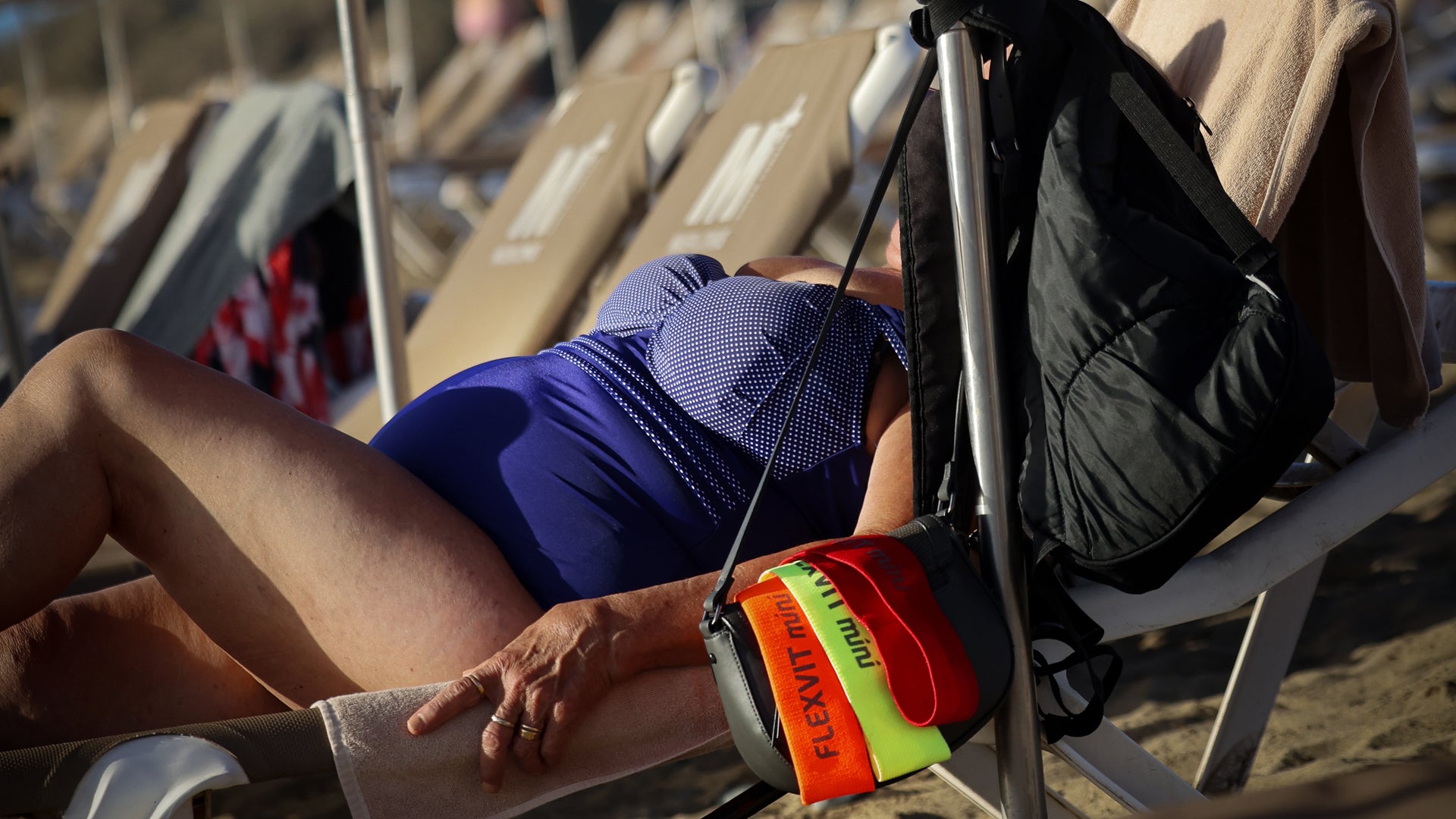 Beach-Home-FLEXVIT Faces Juni